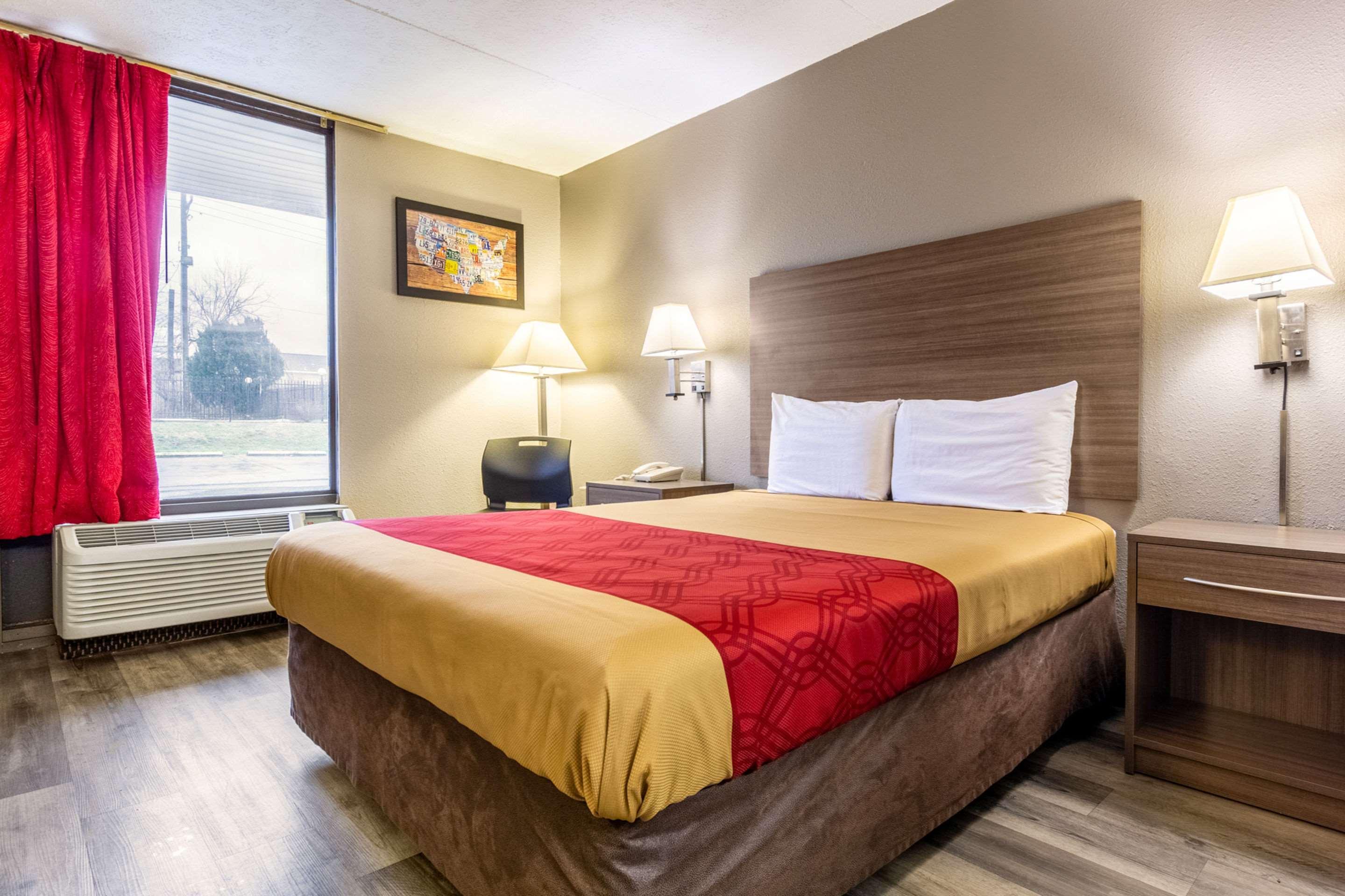 Econo Lodge Сеймор Екстер'єр фото