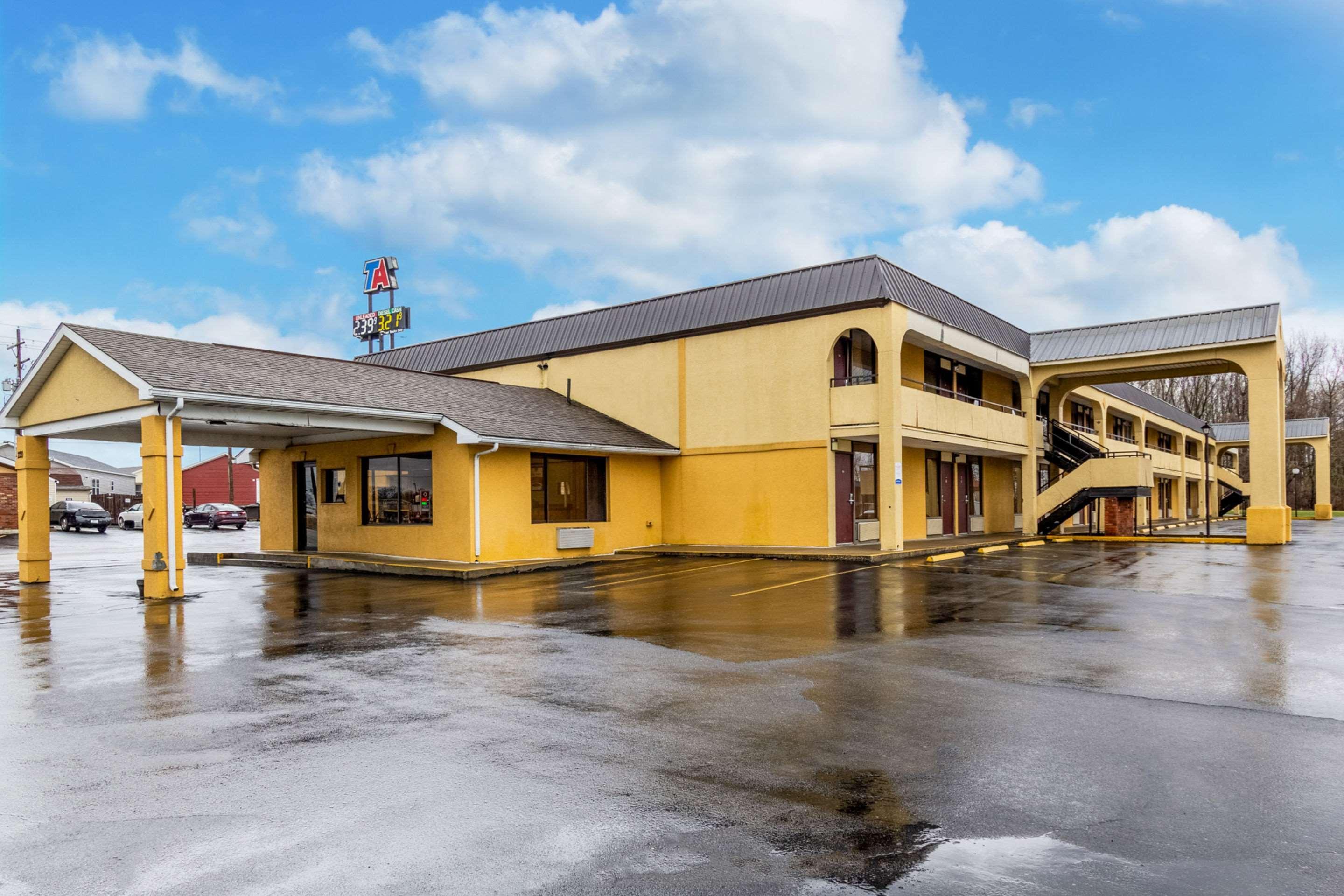 Econo Lodge Сеймор Екстер'єр фото