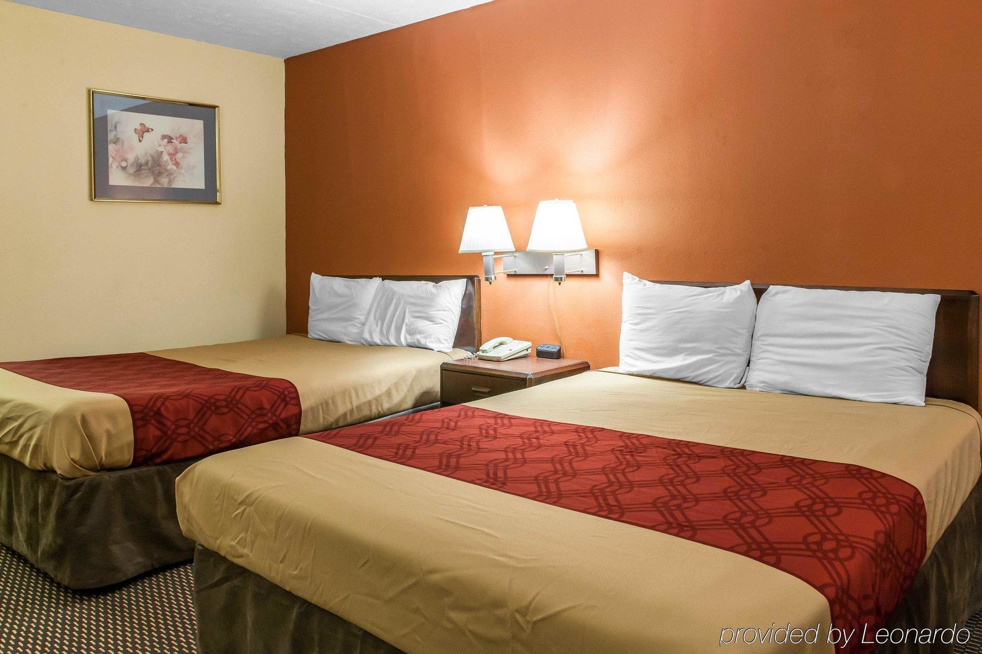 Econo Lodge Сеймор Екстер'єр фото