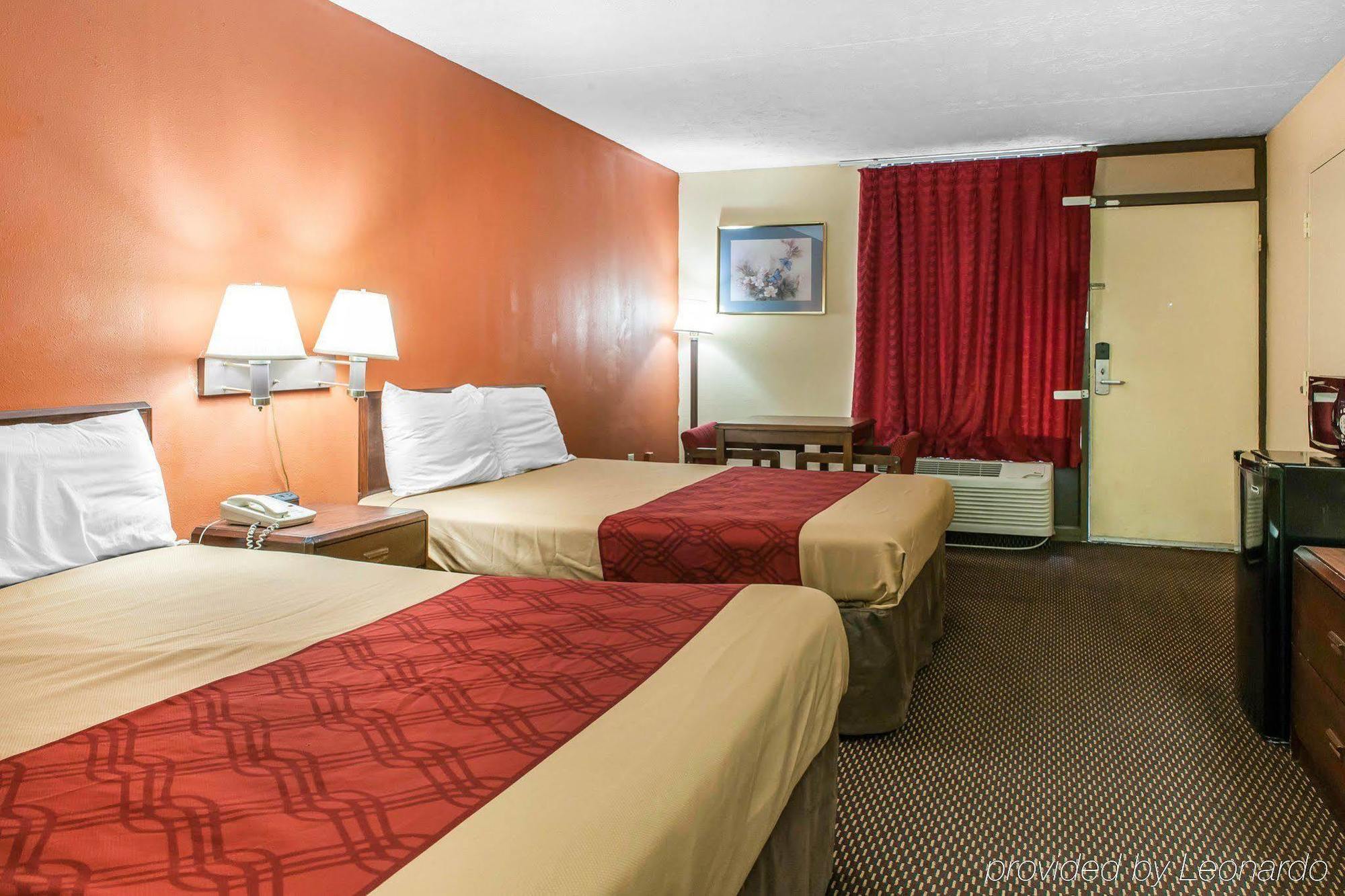 Econo Lodge Сеймор Екстер'єр фото